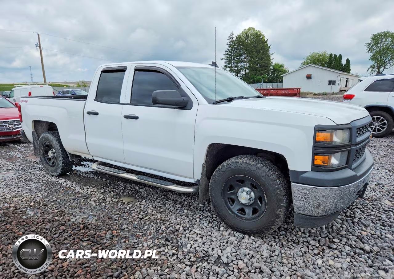 2015 Chevrolet Silverado K1500 VIN:1GCVKPEC4FZ370979 - 4