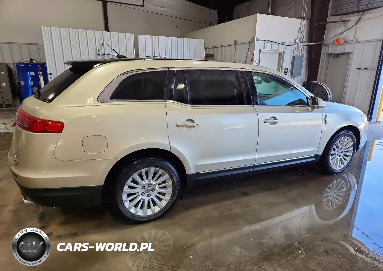 2011 Lincoln Mkt VIN:2LMHJ5ARXBBJ52136 - 3