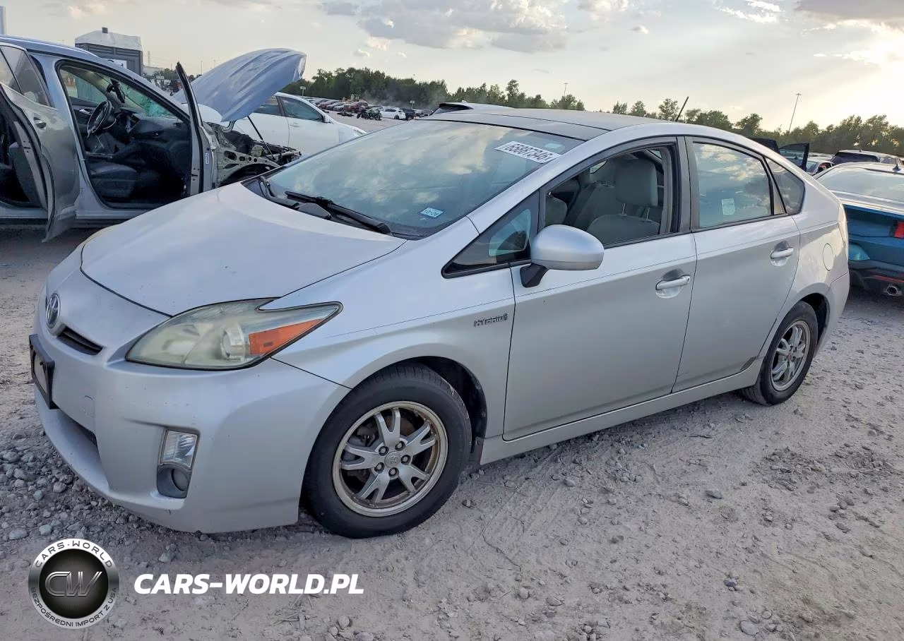 2010 Toyota Prius Iv – zdjęcie 1 z 13