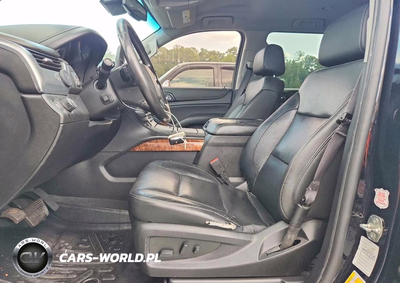 2020 Chevrolet Suburban C1500 Premier VIN:1GNSCJKC8LR214402 - 7