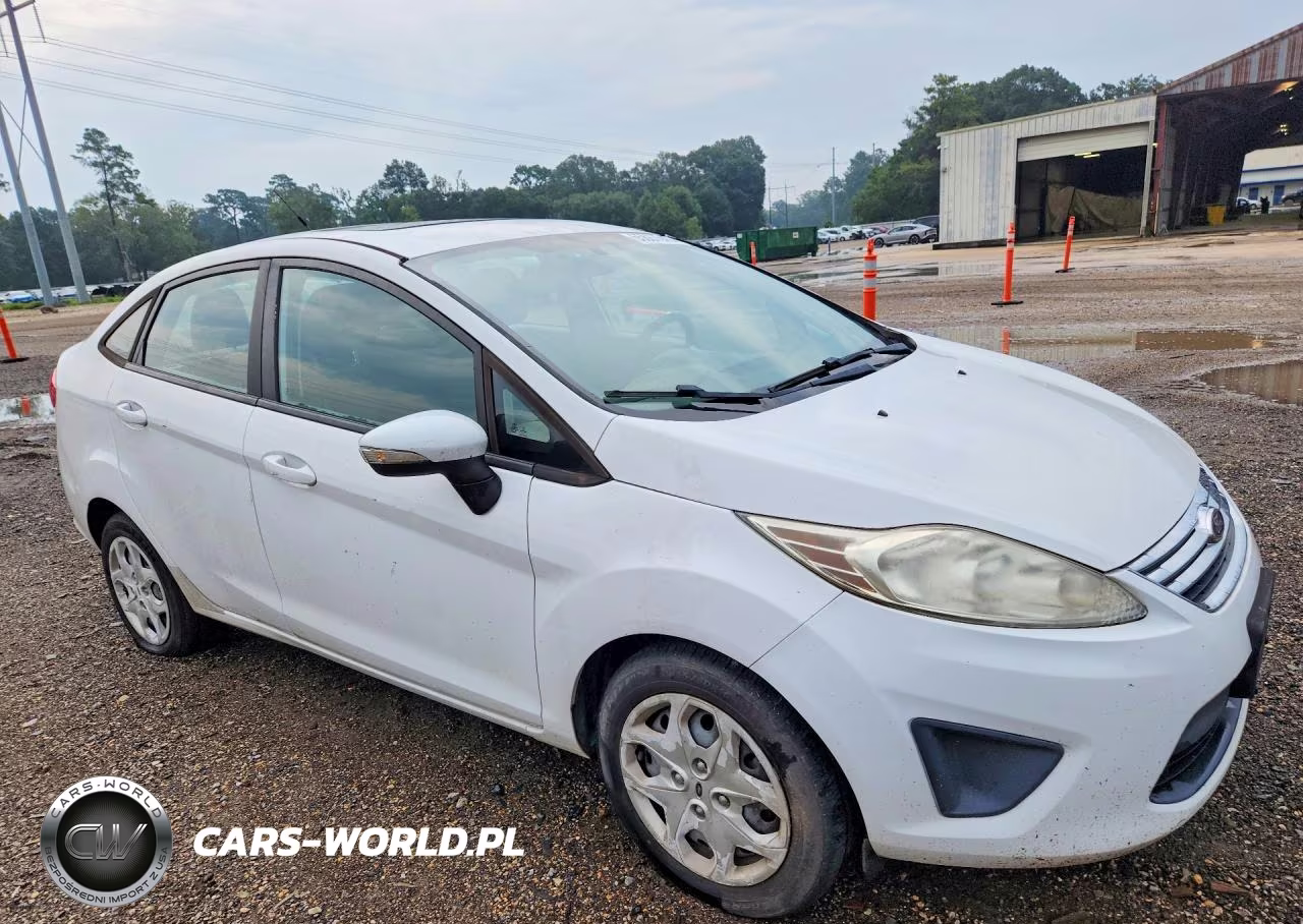 2013 Ford Fiesta Se VIN:3FADP4BJ7DM194142 - 4