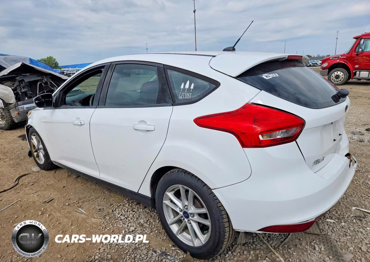 2016 Ford Focus Se VIN:1FADP3K28GL269097 - 2