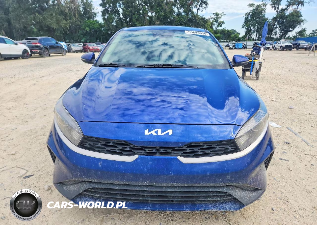 2022 Kia Forte Lxs VIN:3KPF24AD8NE418964 - 5