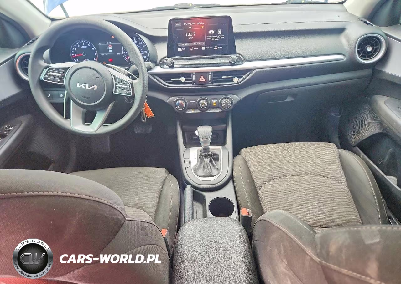 2022 Kia Forte Lxs VIN:3KPF24AD8NE418964 - 8