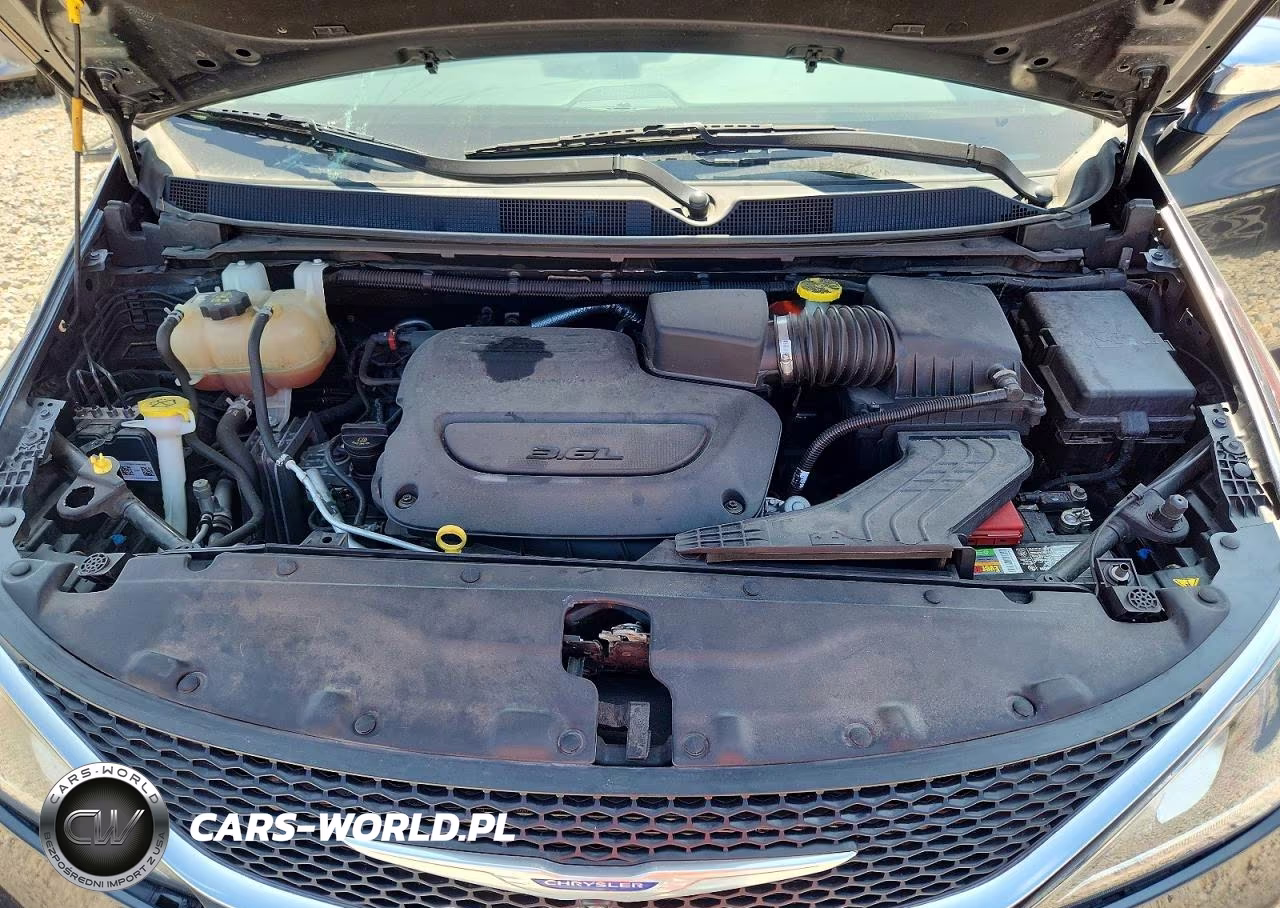 2020 Chrysler Pacifica Limited VIN:2C4RC1GGXLR197406 - 12