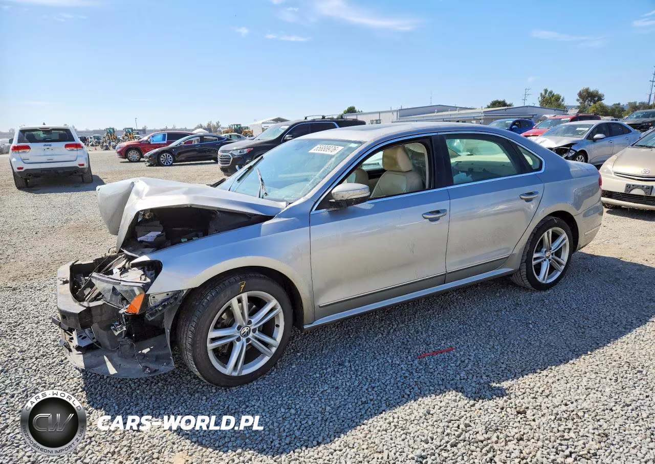 2013 Volkswagen Passat Sel
