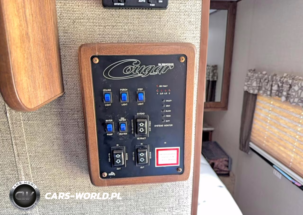 2017 Keystone Cougar Trailer VIN:4YDT26R23HC506282 - 7