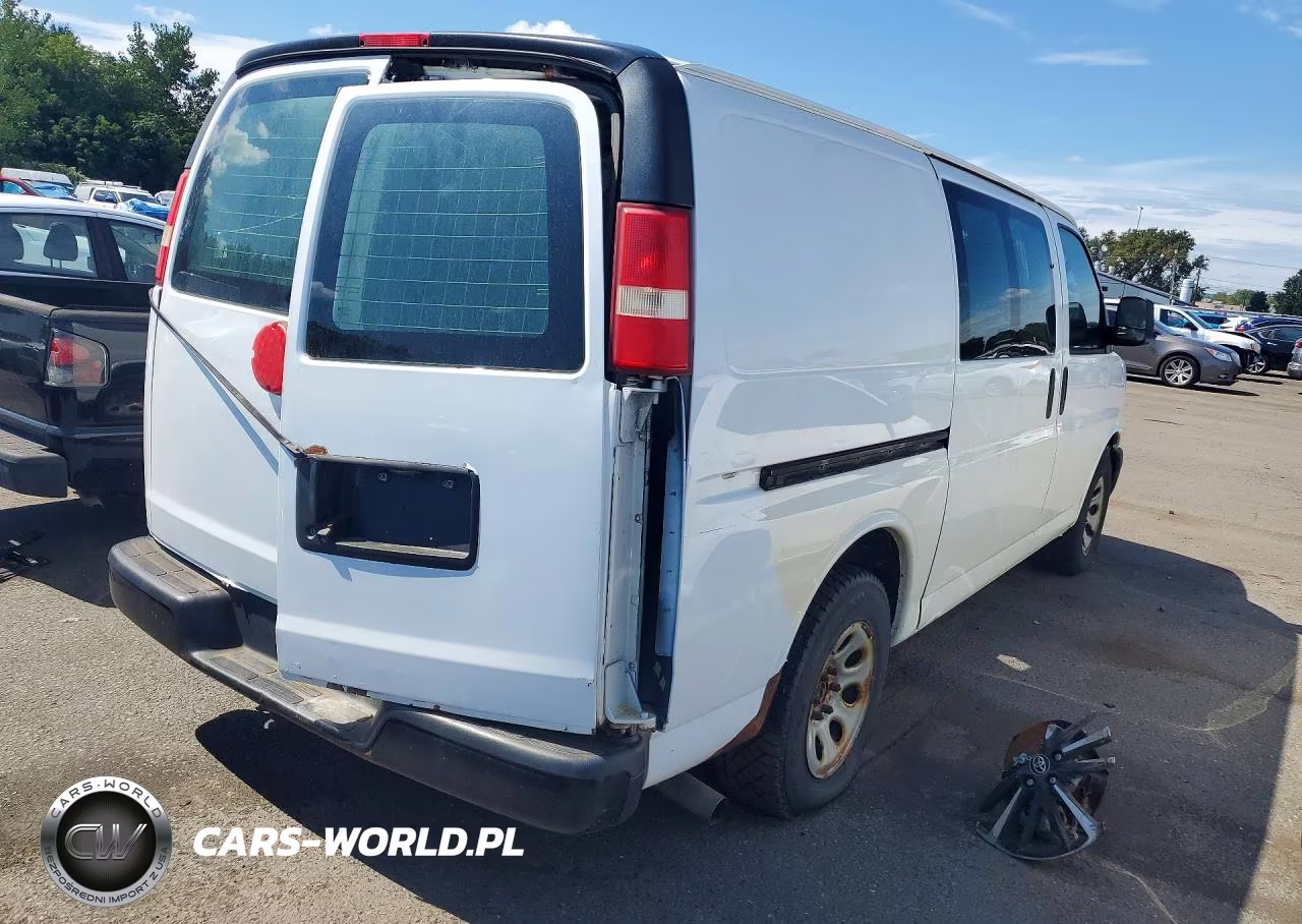 2014 Chevrolet Express G1500 VIN:1GCSGAFX7E1168492 - 3