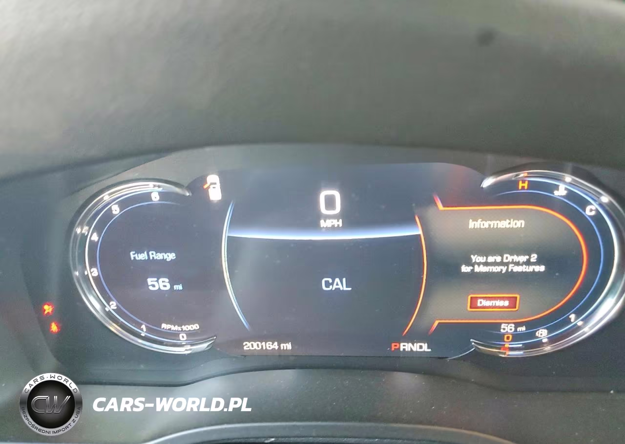 2019 Cadillac Escalade Luxury VIN:1GYS3BKJ7KR311127 - 9
