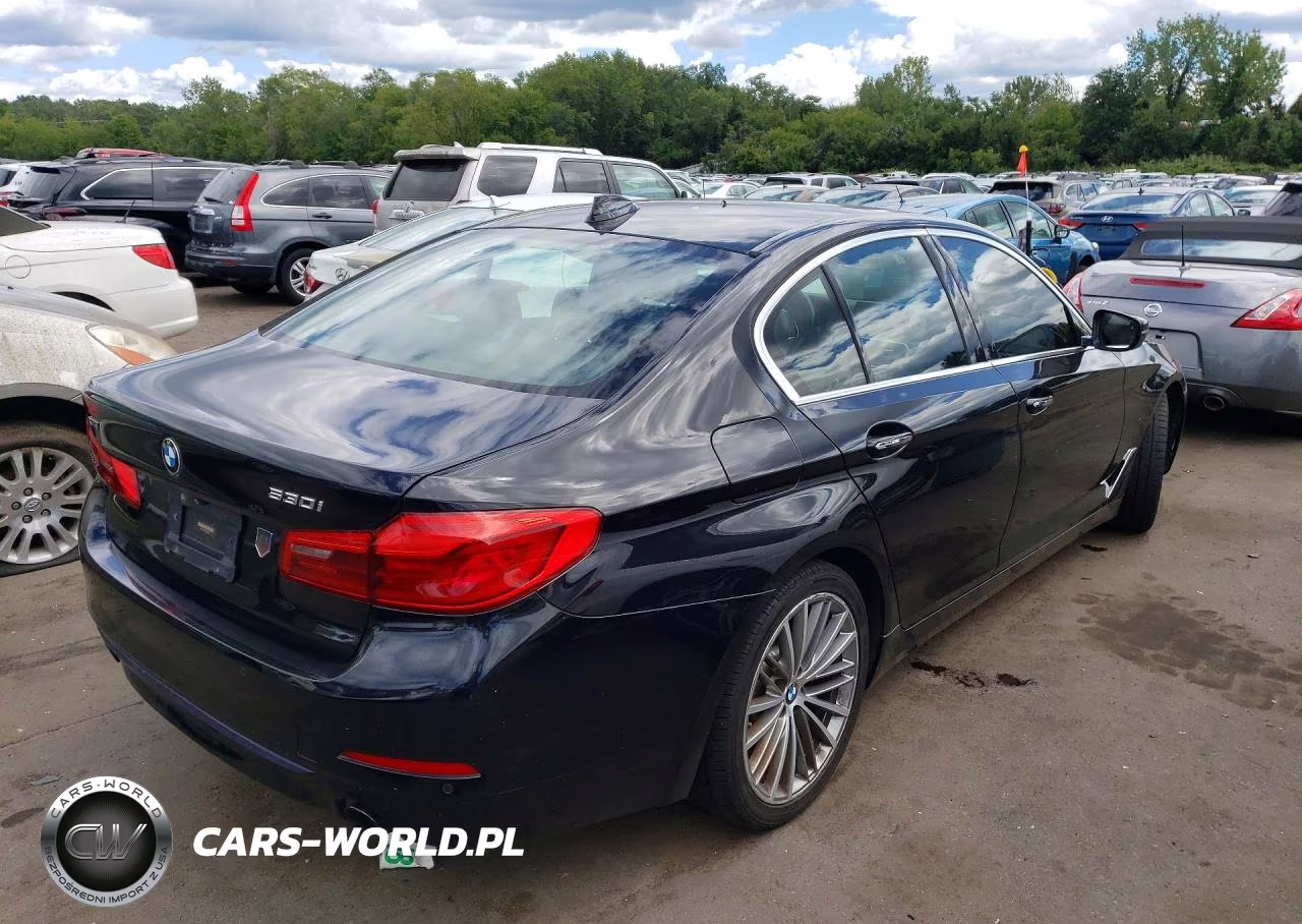 2018 BMW 530 Xi VIN:WBAJA7C5XJWC76878 - 3