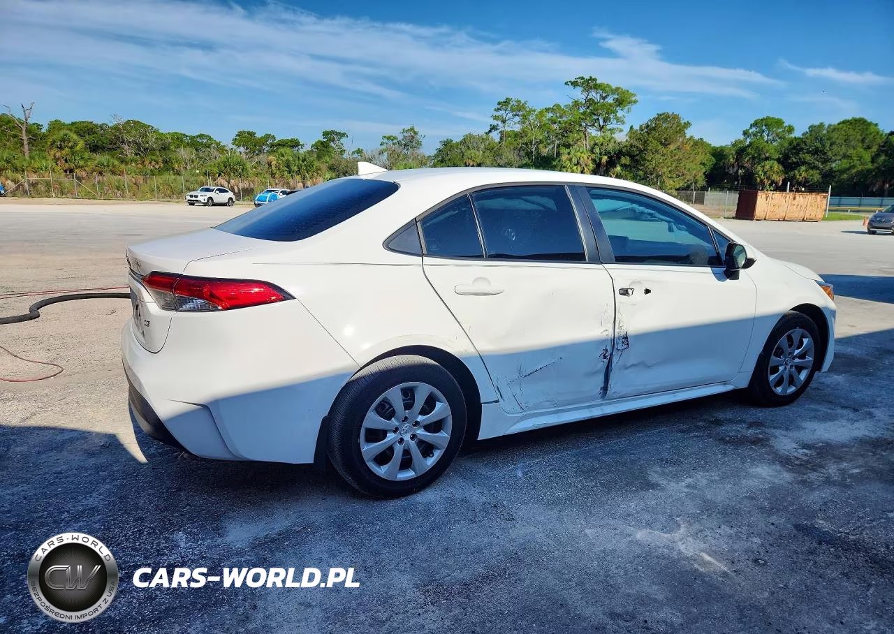 2026 Toyota Corolla Le VIN:5YFB4MDE9TP416861 - 3