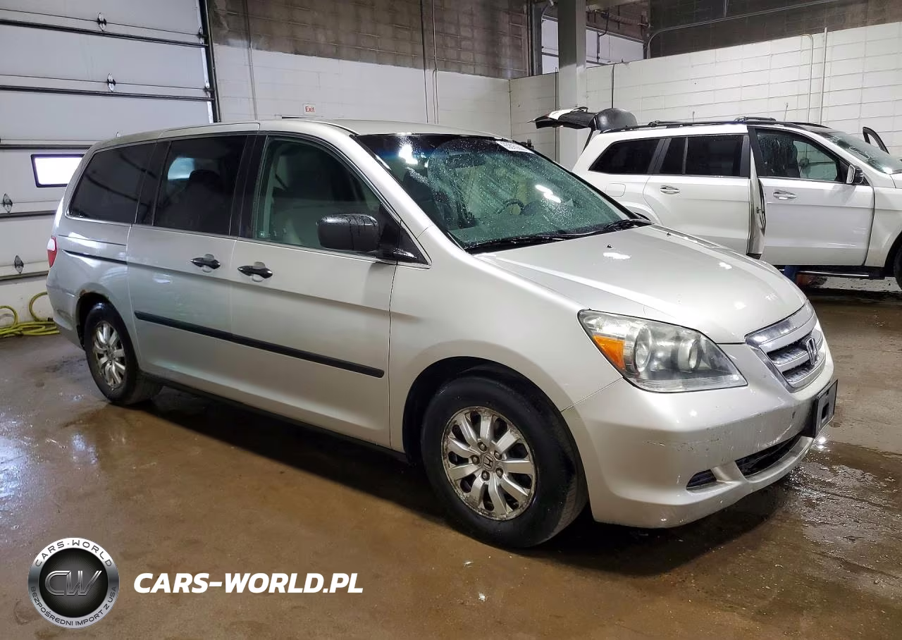 2006 Honda Odyssey Lx VIN:5FNRL38296B101036 - 4