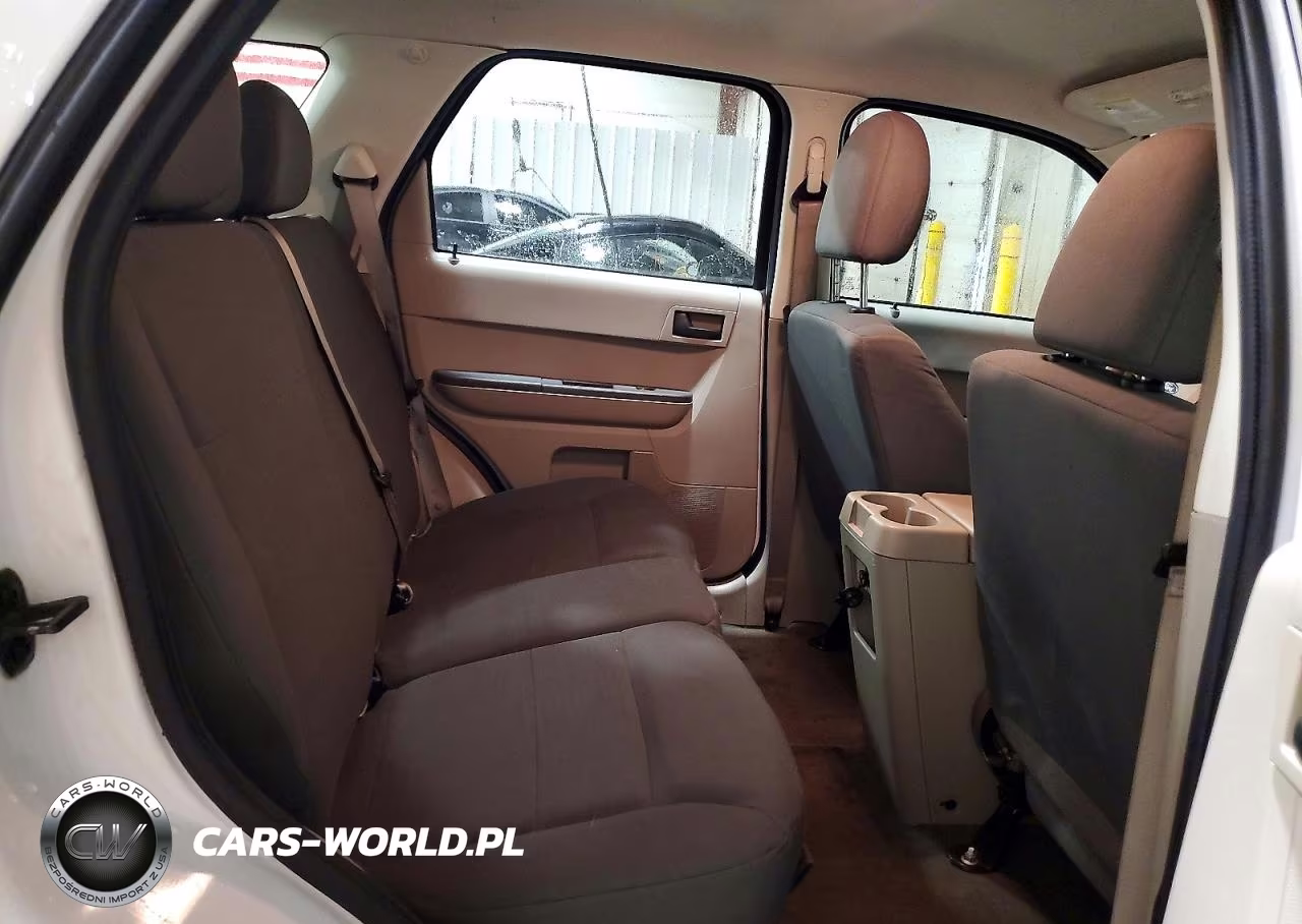 2012 Ford Escape Xls VIN:1FMCU9C70CKB80986 - 11