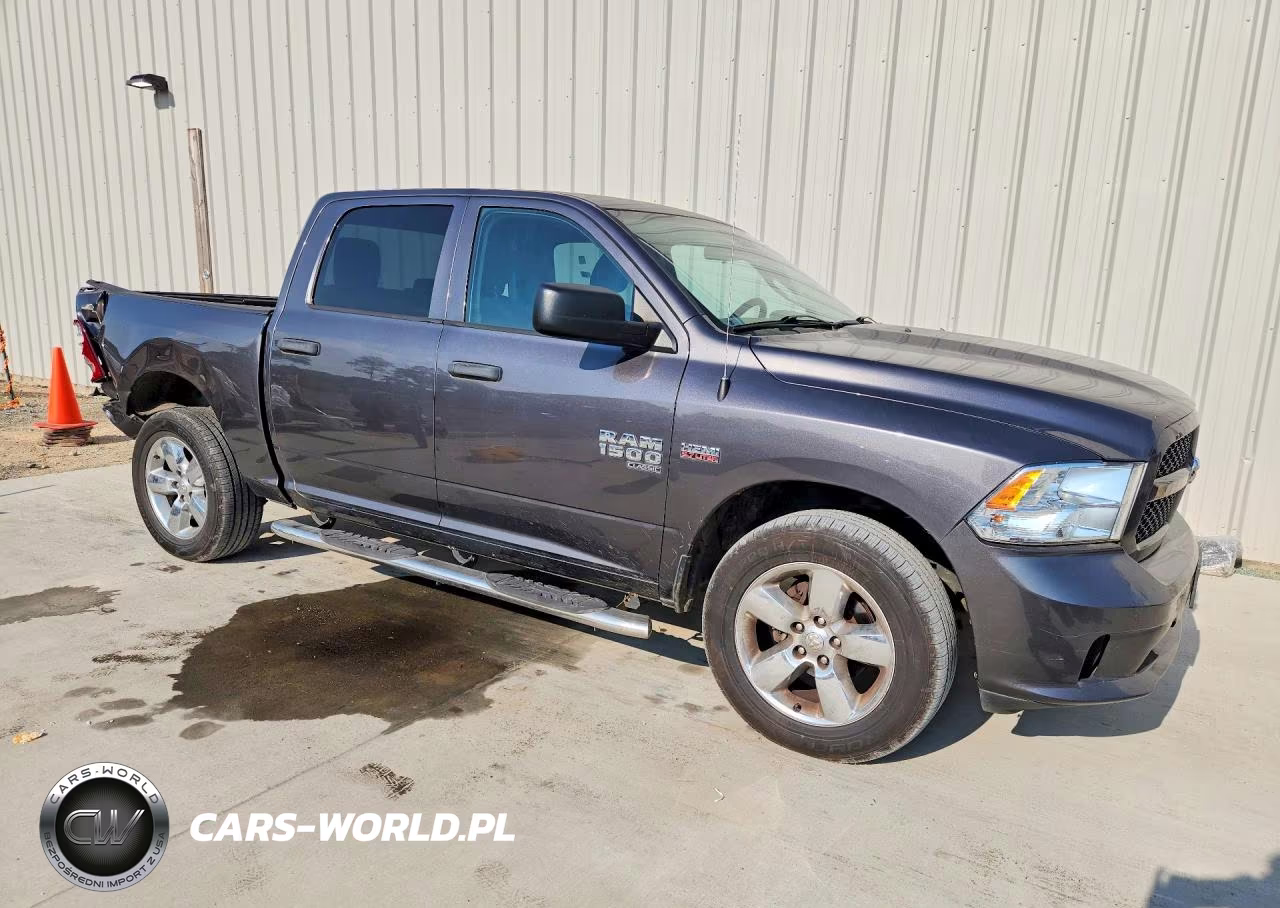 2019 Ram 1500 Classic Tradesman VIN:1C6RR6KT8KS545918 - 4