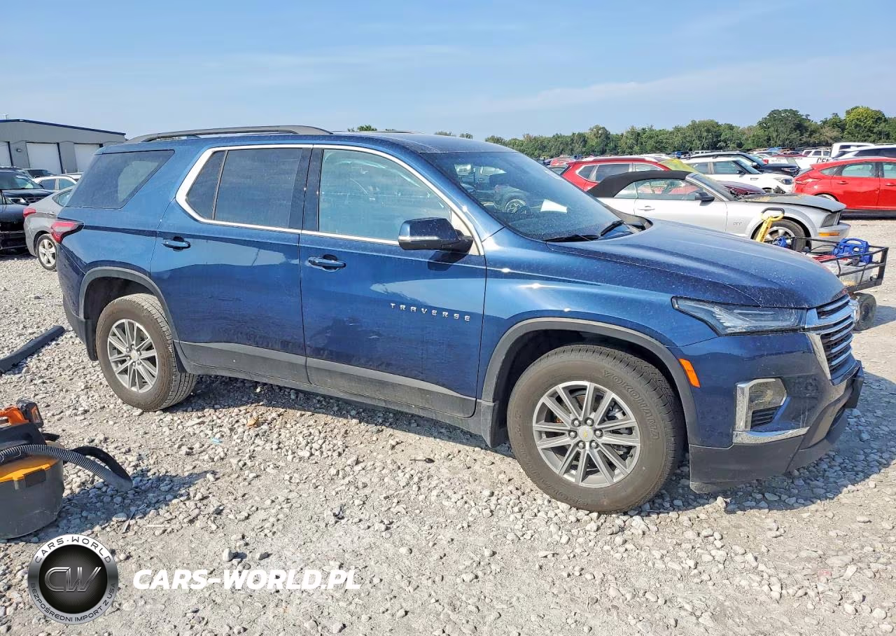 2023 Chevrolet Traverse Lt VIN:1GNERGKW6PJ237786 - 4