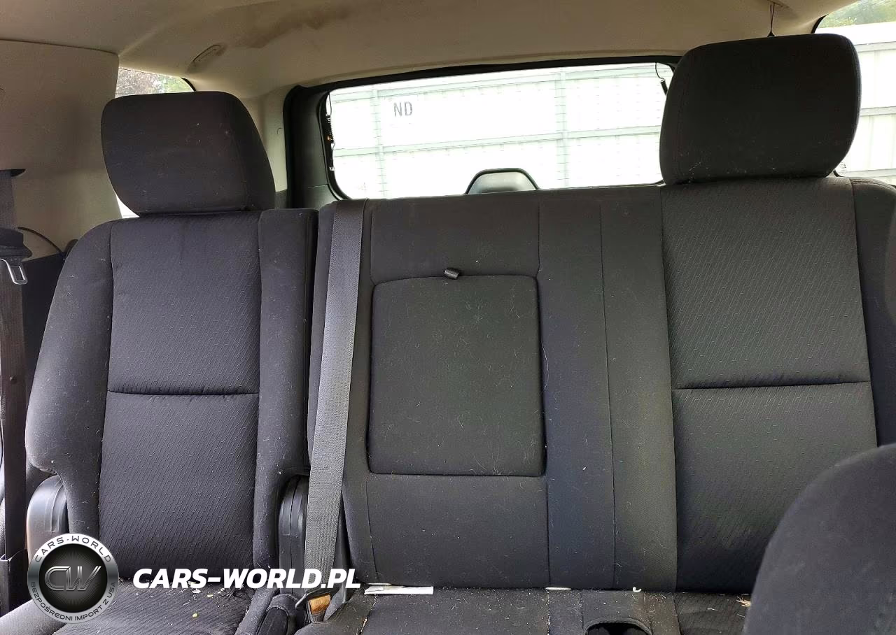 2011 Chevrolet Tahoe K1500 Ls VIN:1GNSKAE09BR271906 - 10