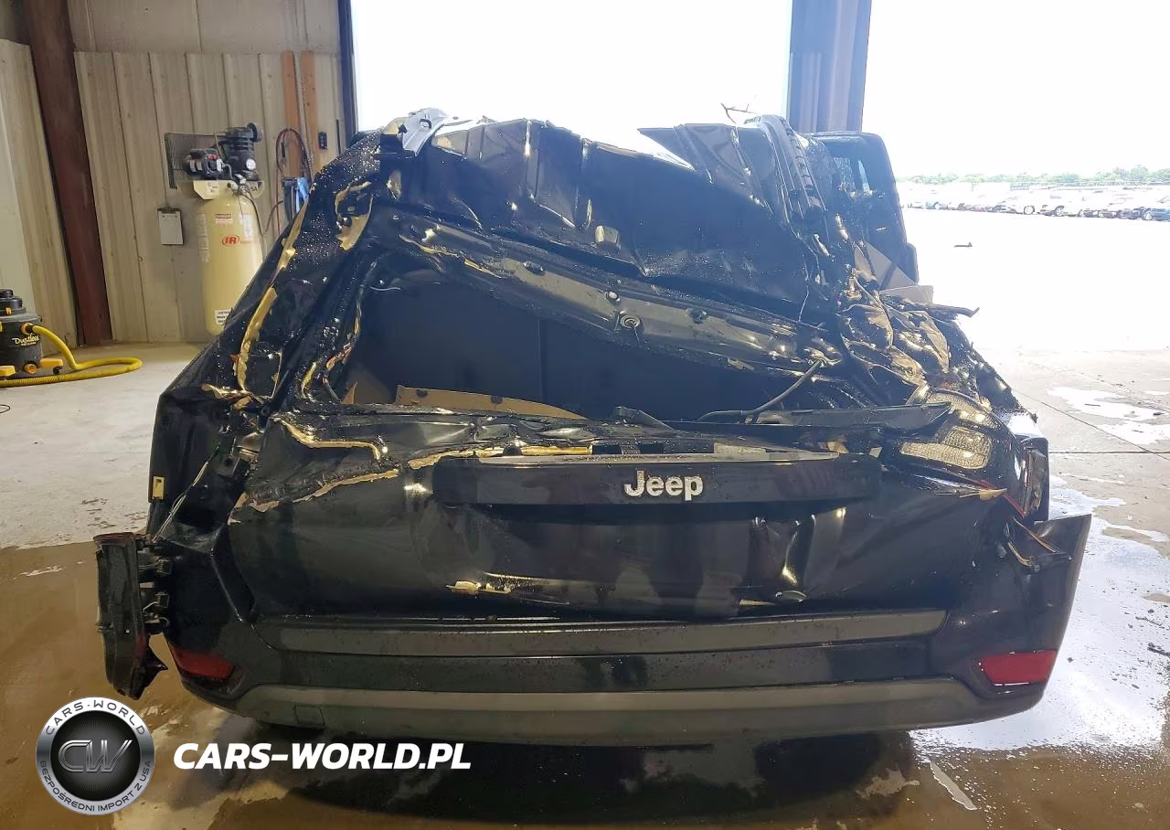 2015 Jeep Compass Sport VIN:1C4NJCBB4FD145613 - 6