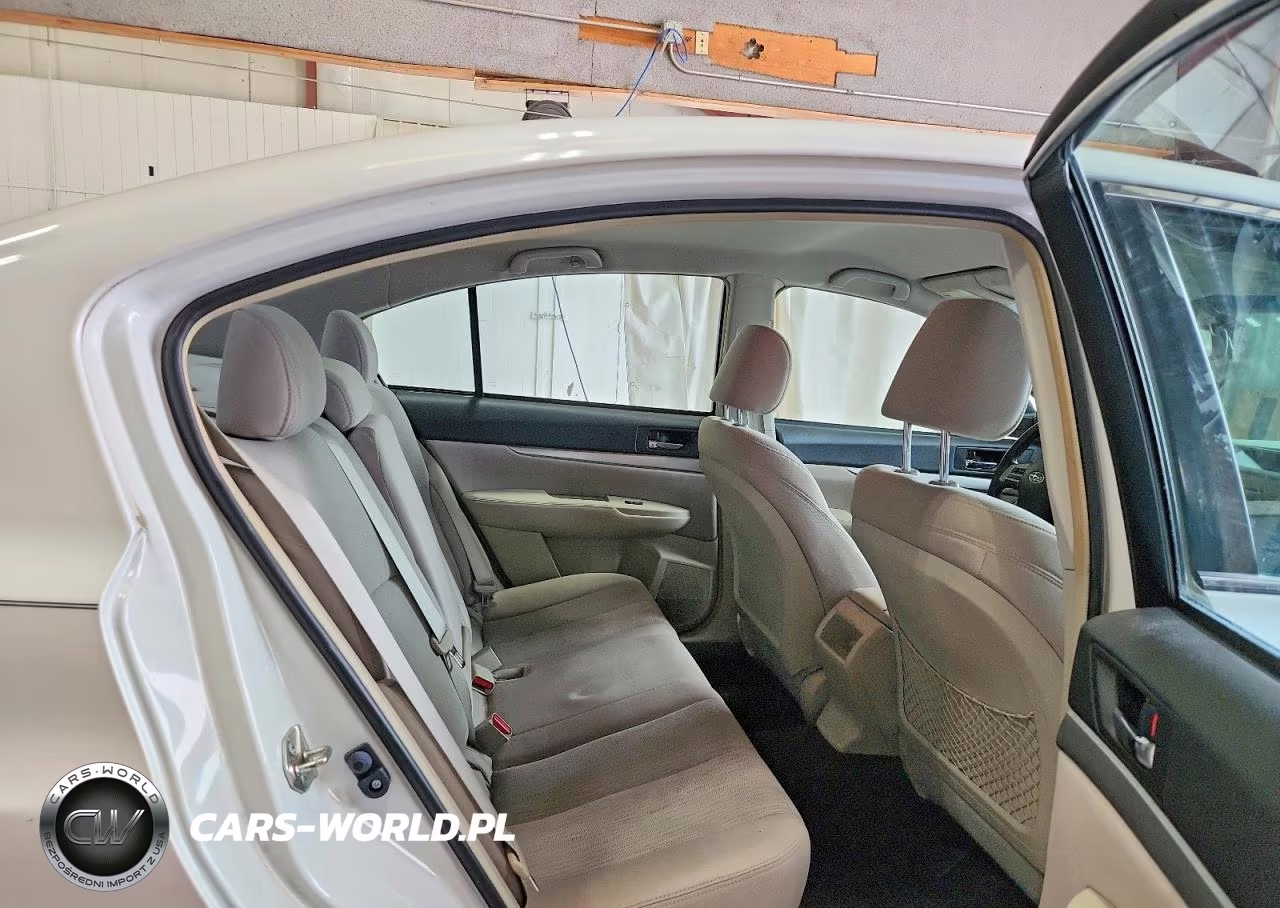 2014 Subaru Legacy 2.5I Premium VIN:4S3BMCC67E3023473 - 10