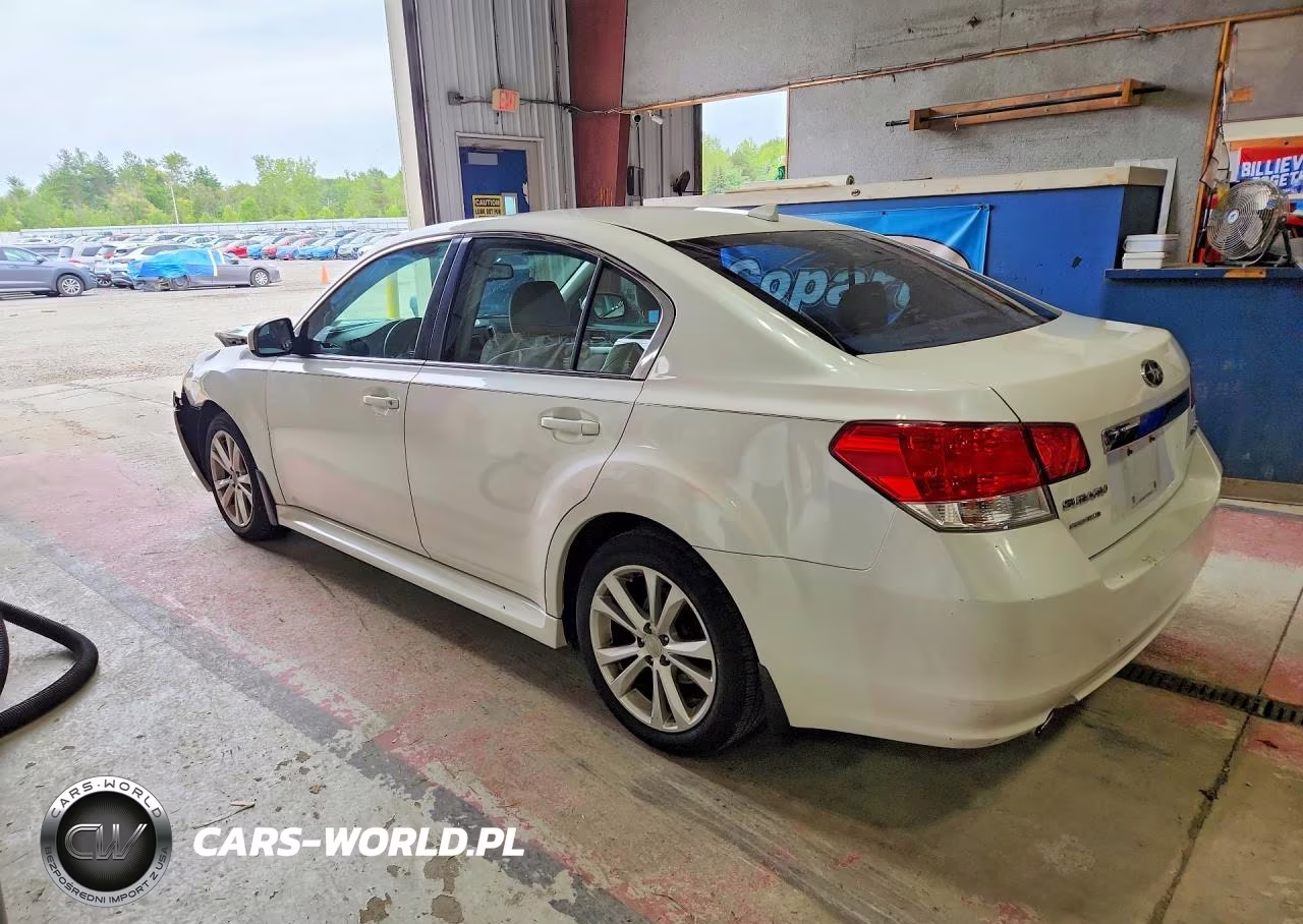 2014 Subaru Legacy 2.5I Premium VIN:4S3BMCC67E3023473 - 2