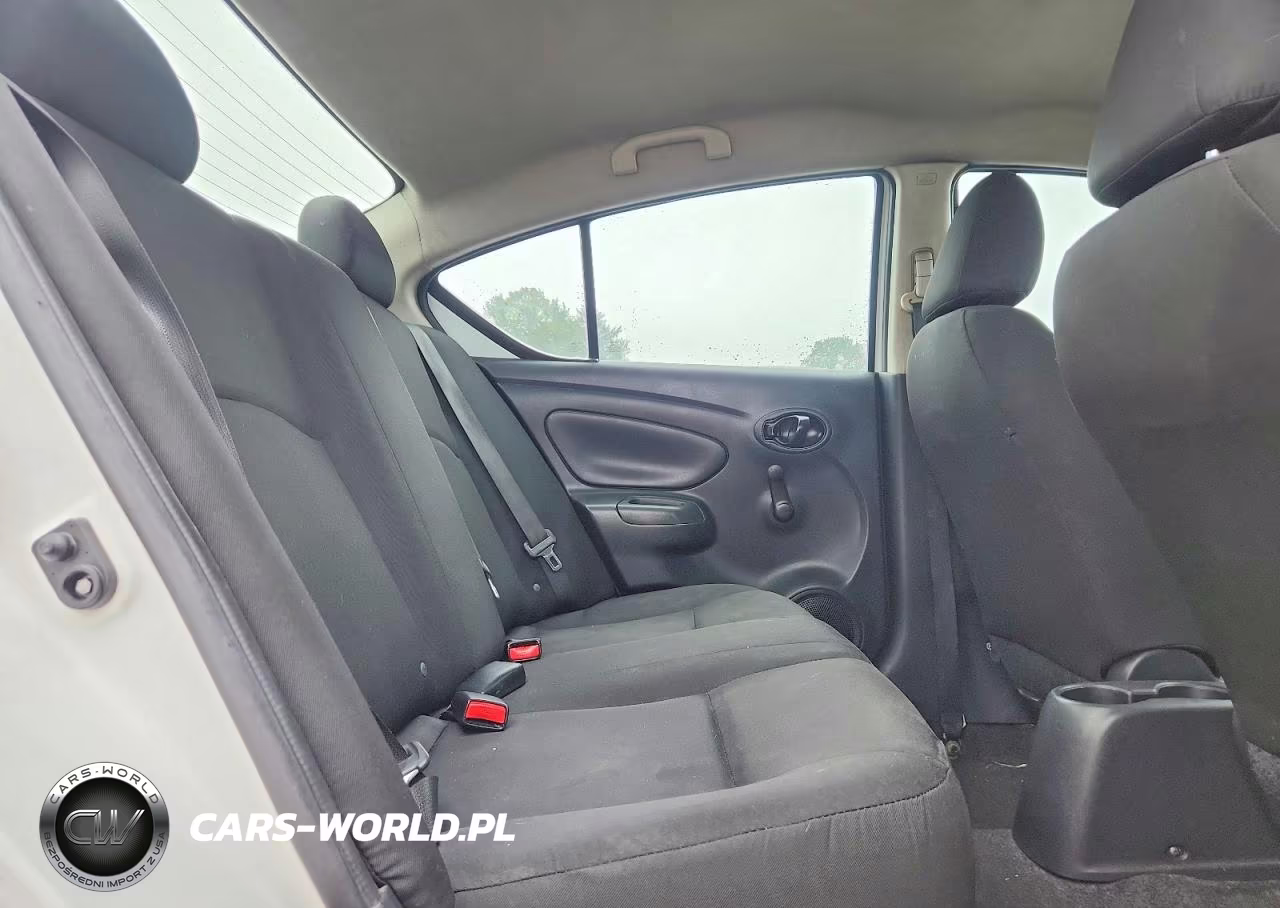 2019 Nissan Versa S Plus VIN:3N1CN7AP4KL822733 - 10