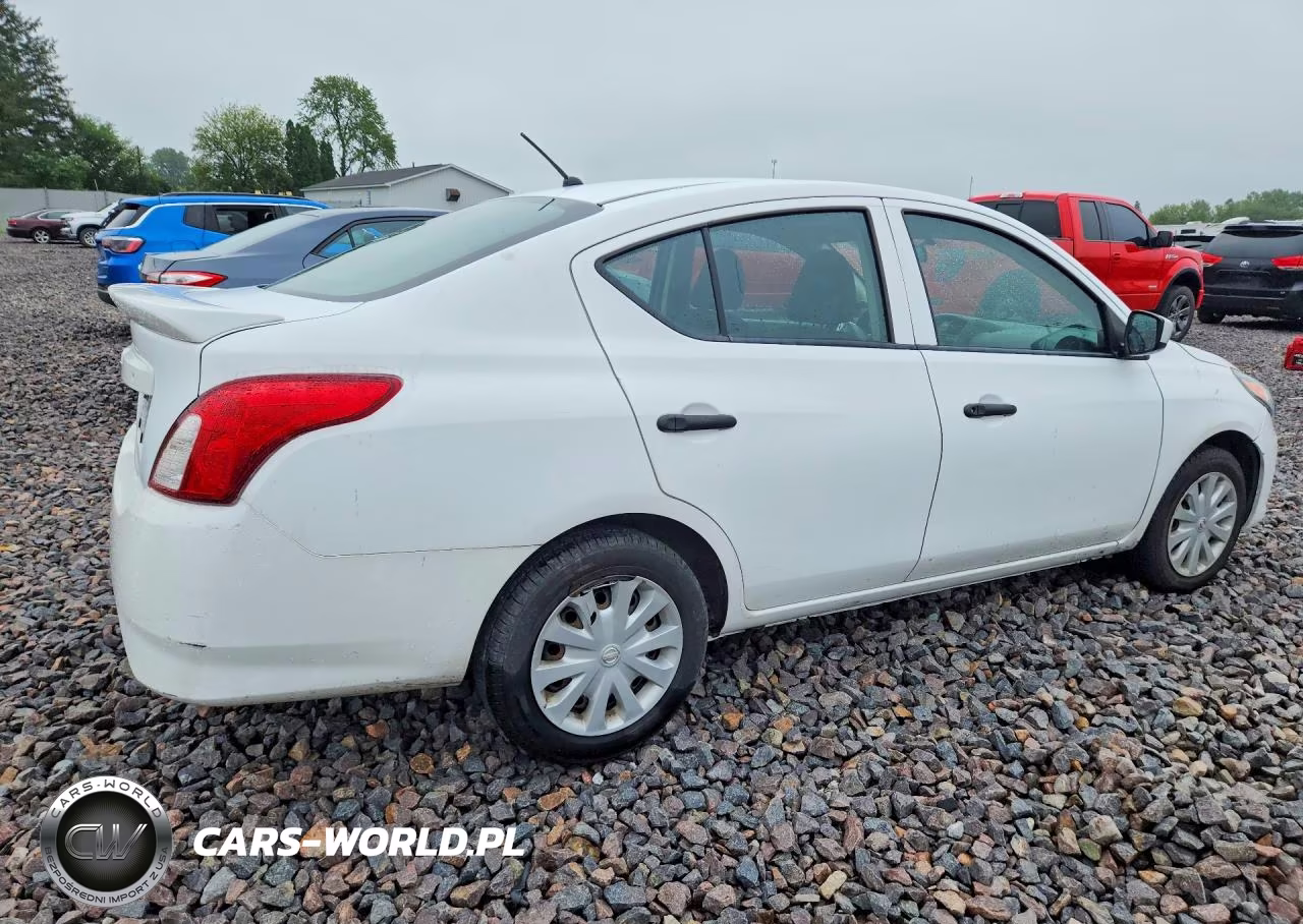 2019 Nissan Versa S Plus VIN:3N1CN7AP4KL822733 - 3
