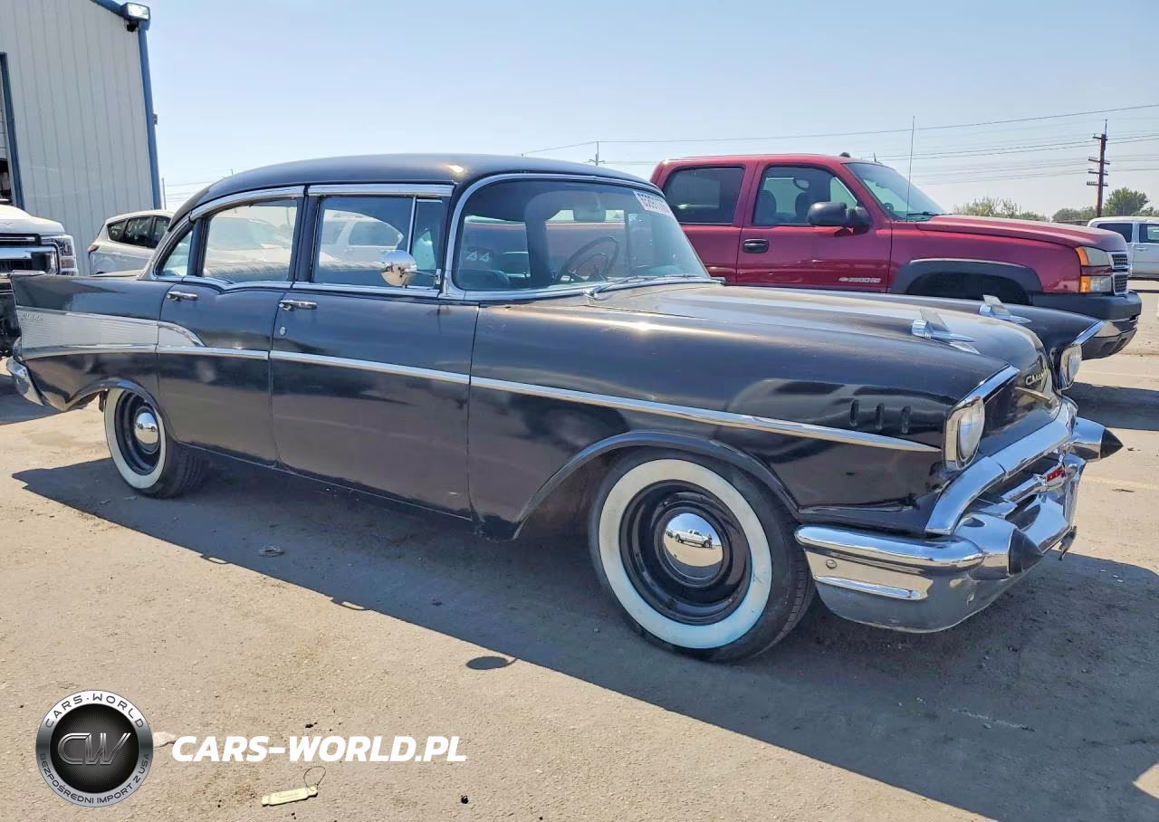 1957 Chevrolet Bel Air VIN:B57L129350 - 4