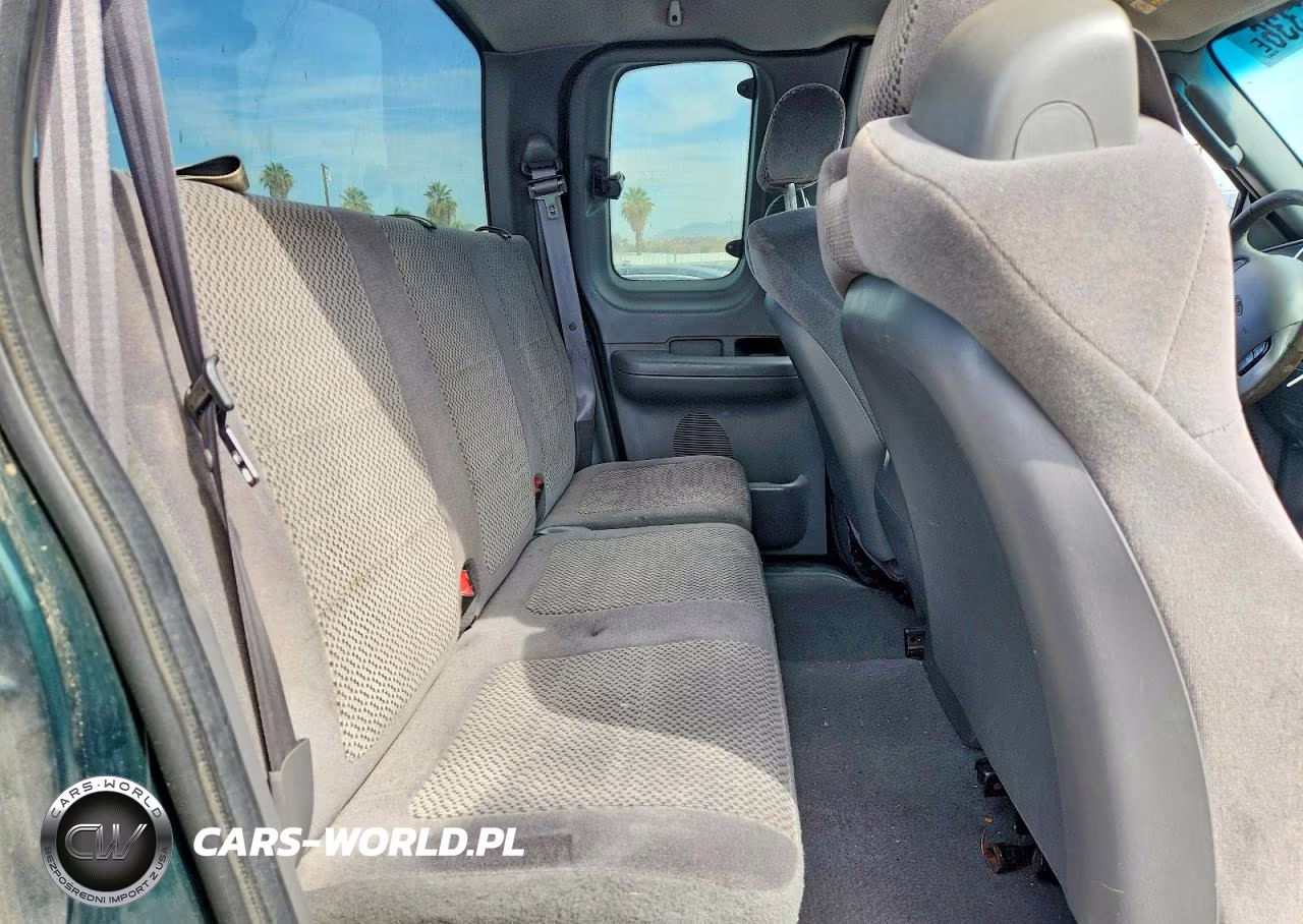 2002 Ford F150 VIN:1FTRX18W52NB54663 - 10