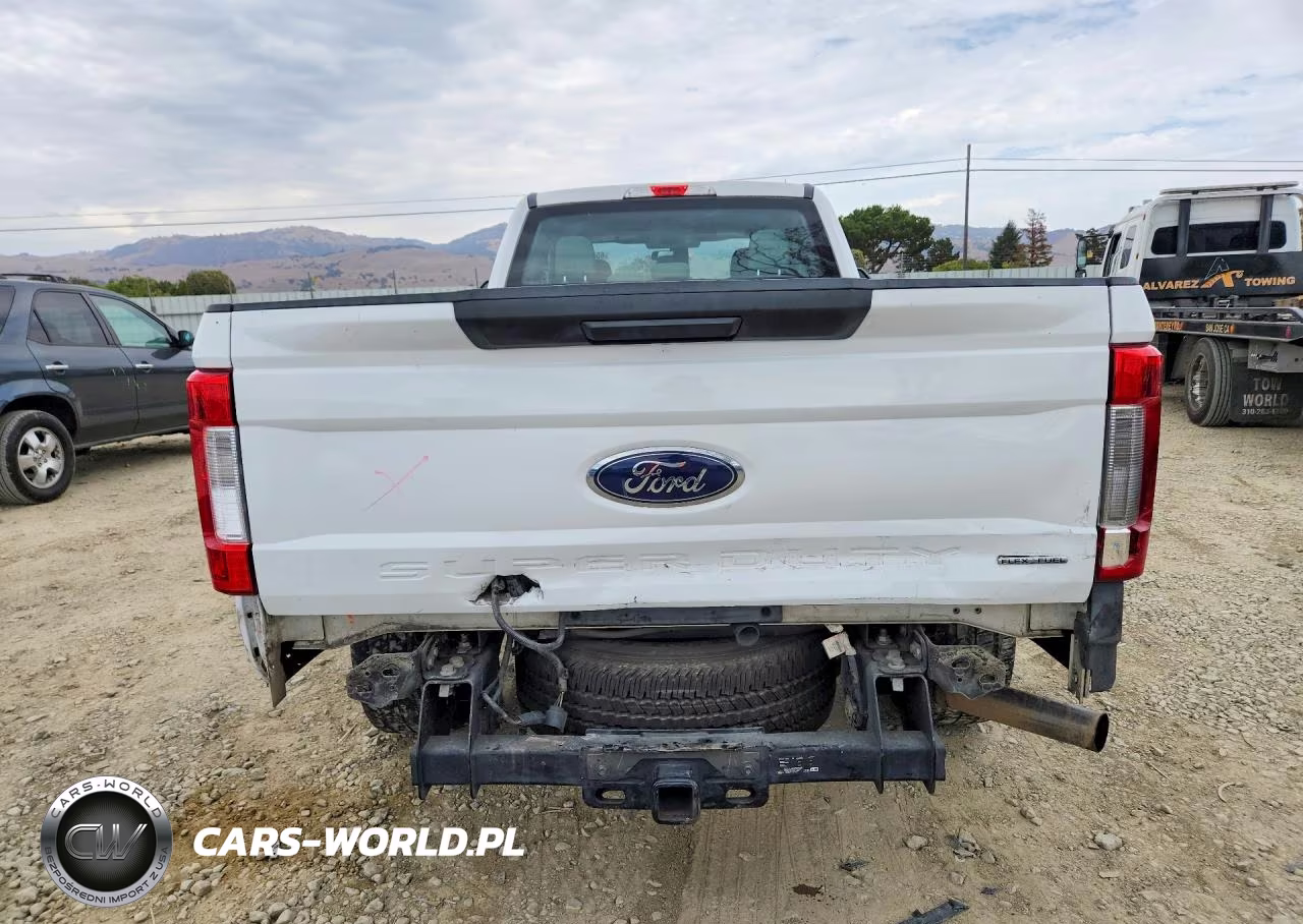 2017 Ford F250 Super Duty VIN:1FT7X2A64HEF39499 - 6