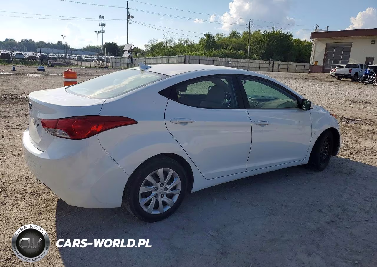 2012 Hyundai Elantra Gls VIN:5NPDH4AE8CH068226 - 3
