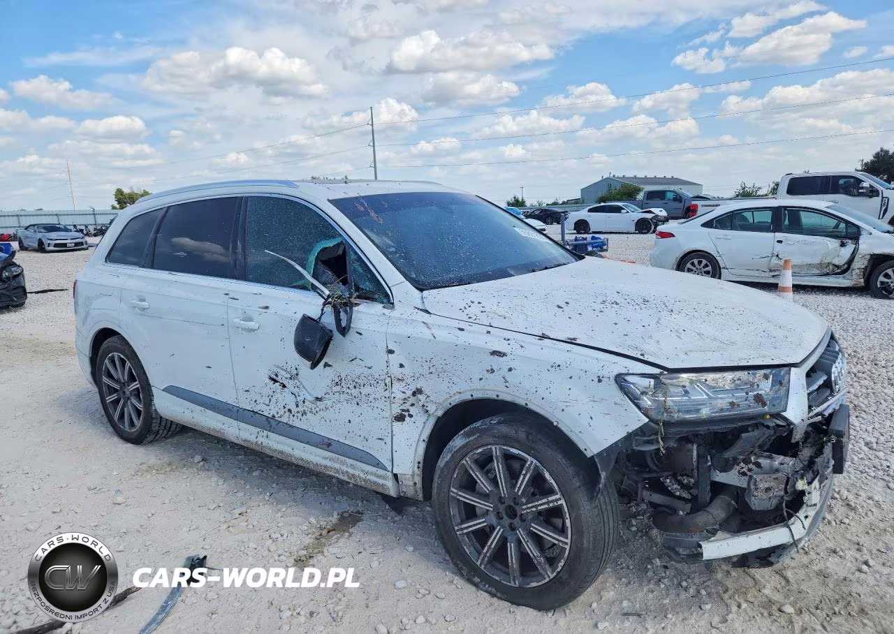 2019 Audi Q7 Premium Plus VIN:WA1LHAF70KD043274 - 4