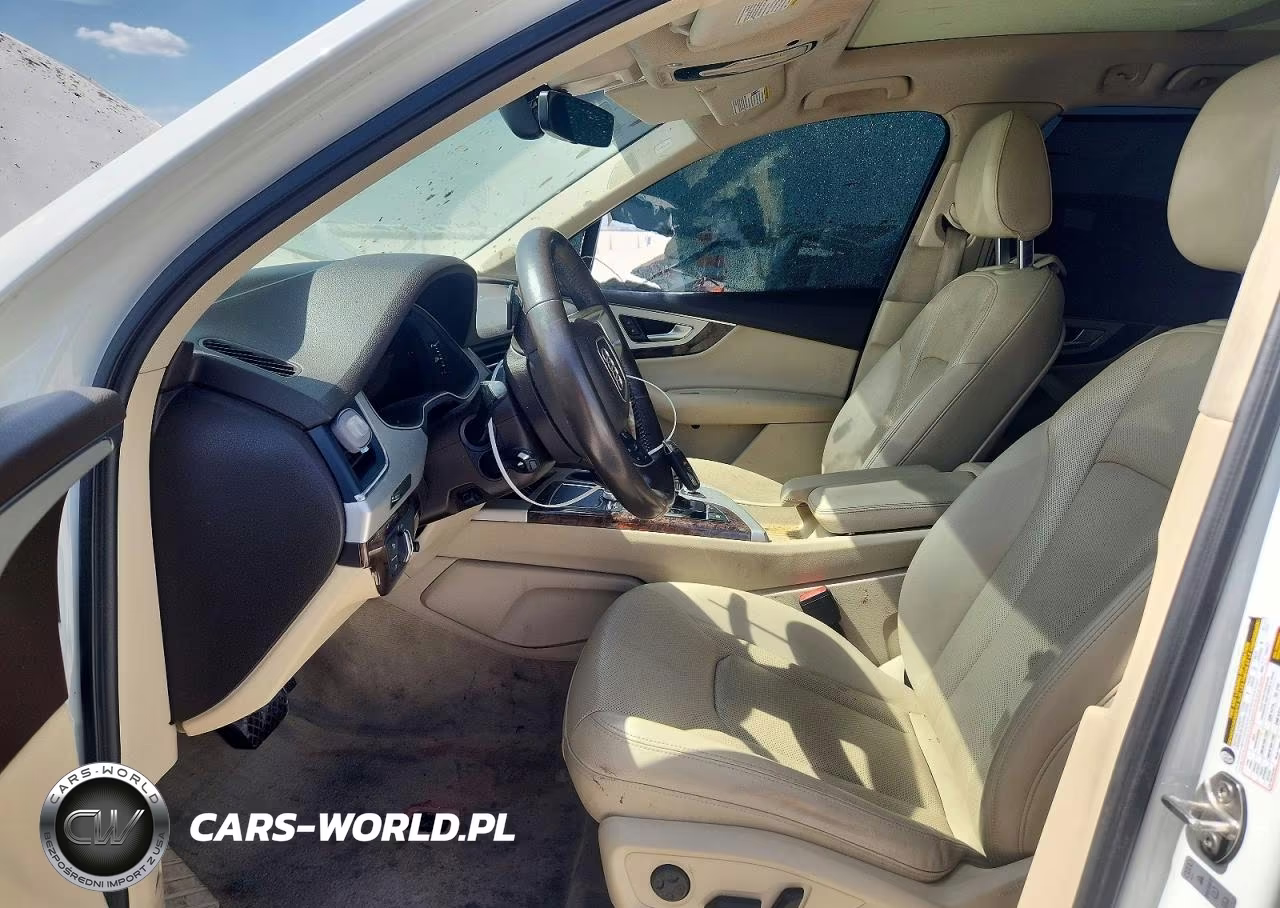 2019 Audi Q7 Premium Plus VIN:WA1LHAF70KD043274 - 7