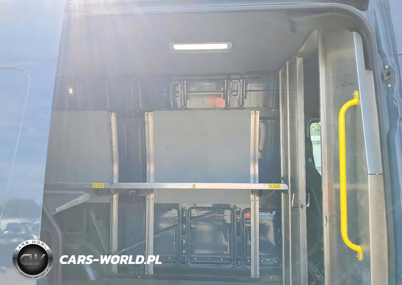 2019 Mercedes-Benz Sprinter 2500-3500 Delivery Van VIN:WD4PF0CD8KP064685 - 11