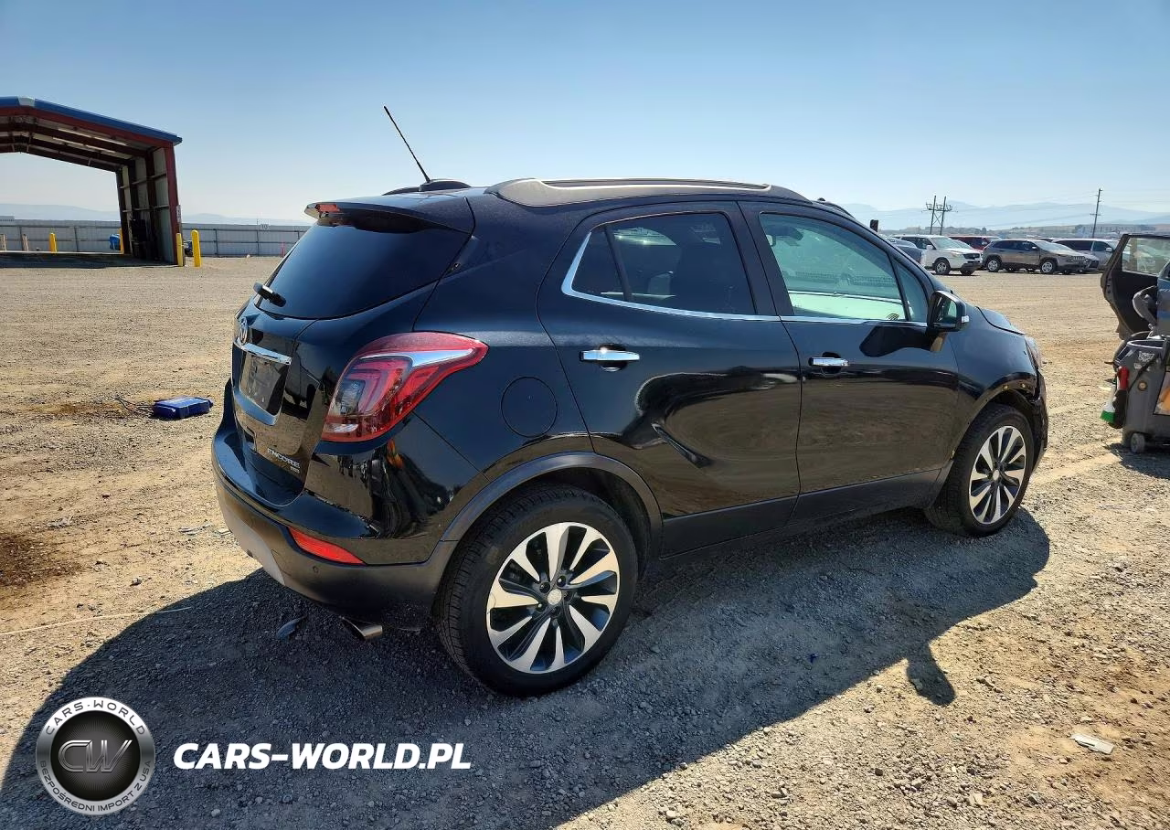 2019 Buick Encore Essence VIN:KL4CJGSMXKB748257 - 3
