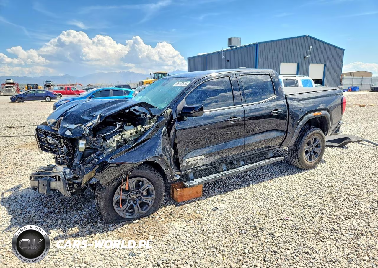 2023 GMC Canyon Elevation – zdjęcie 1 z 13