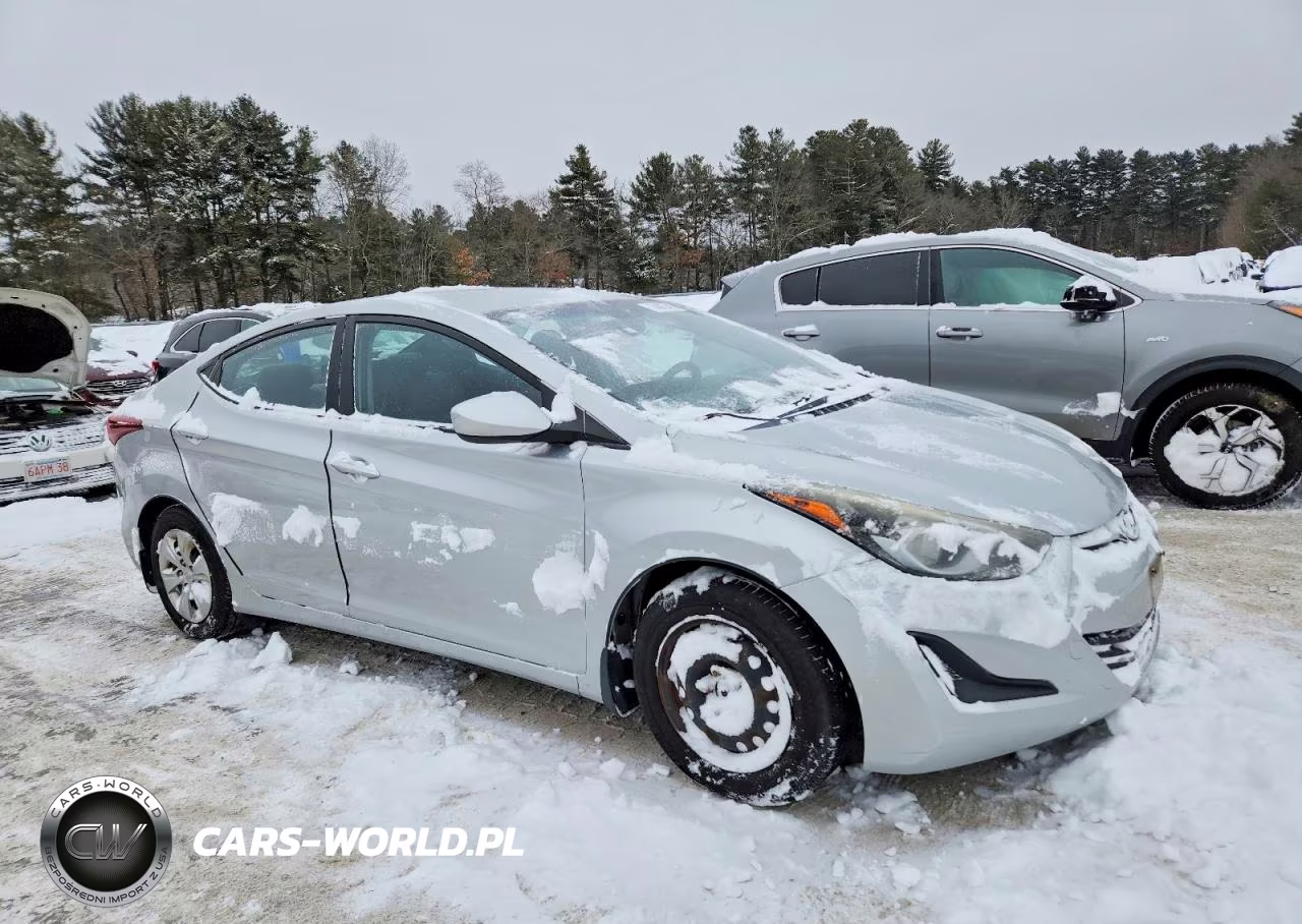 2016 Hyundai Elantra Se VIN:KMHDH4AE2GU531145 - 4