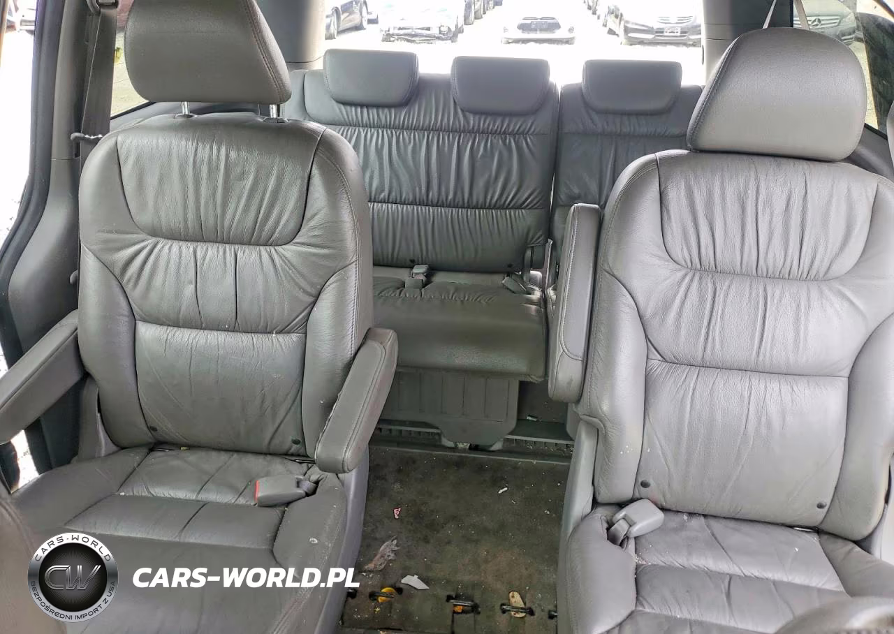 2008 Honda Odyssey Touring VIN:5FNRL38908B065074 - 10