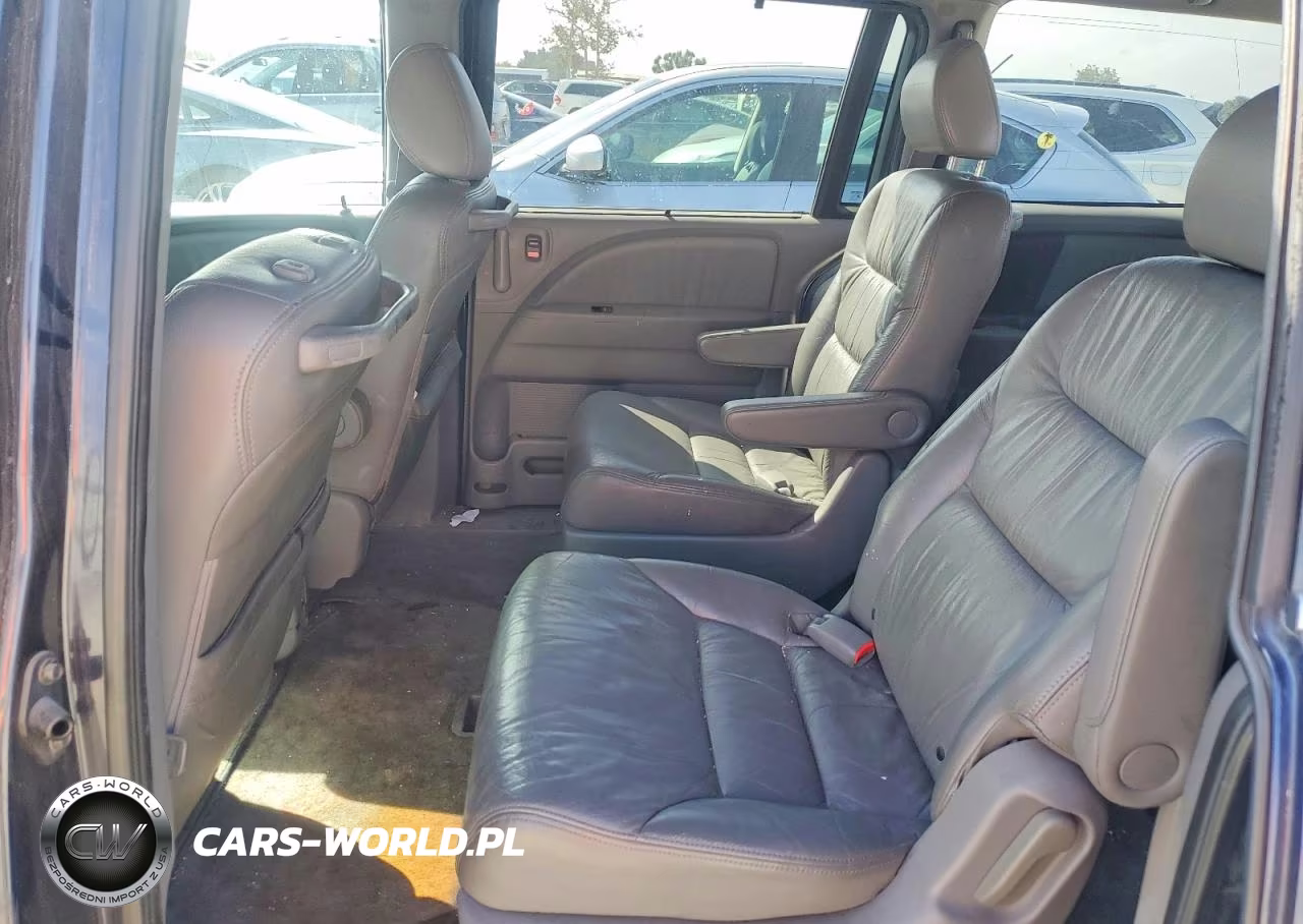 2008 Honda Odyssey Touring VIN:5FNRL38908B065074 - 11