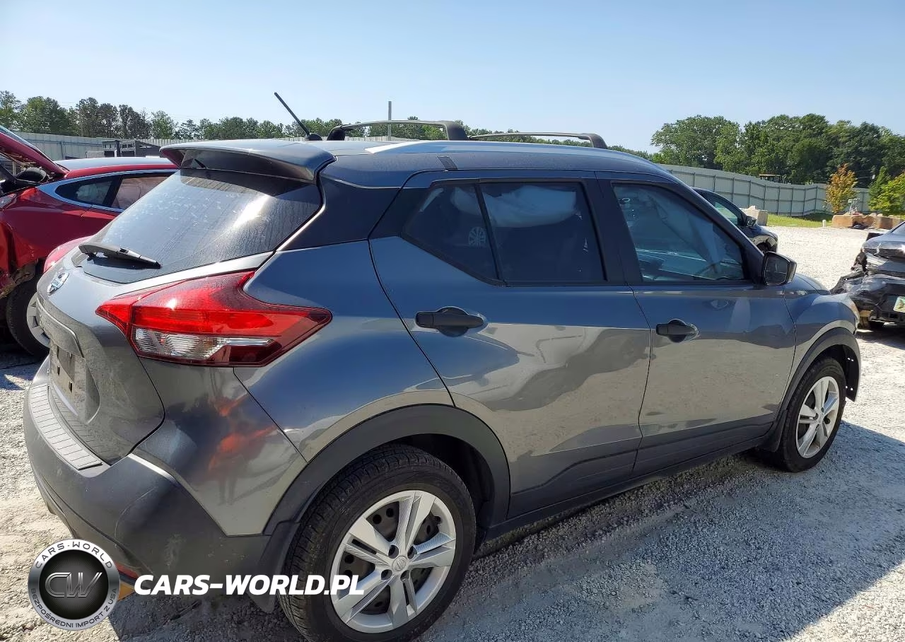 2019 Nissan Kicks S VIN:3N1CP5CU9KL500820 - 3