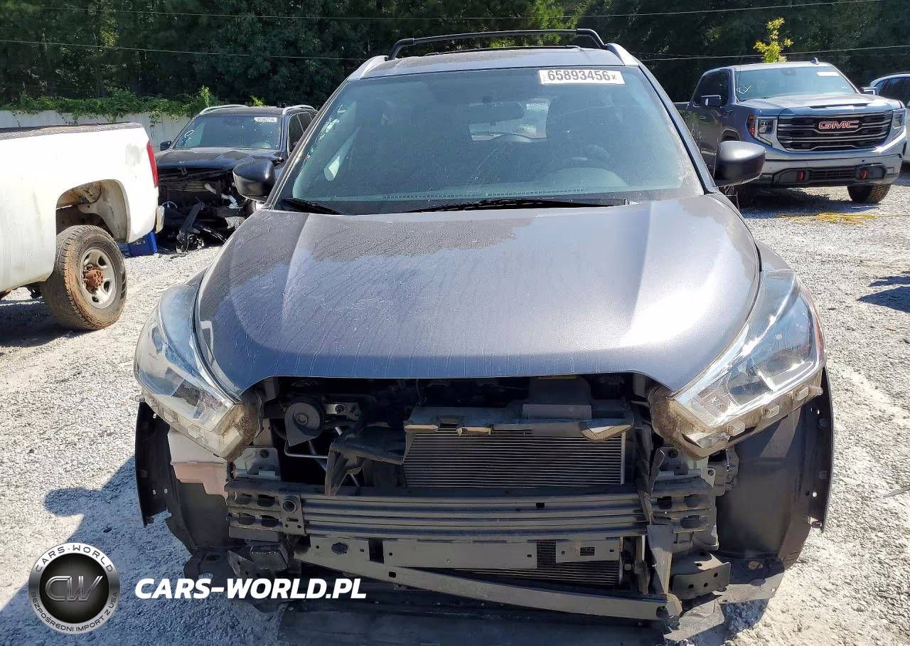 2019 Nissan Kicks S VIN:3N1CP5CU9KL500820 - 5