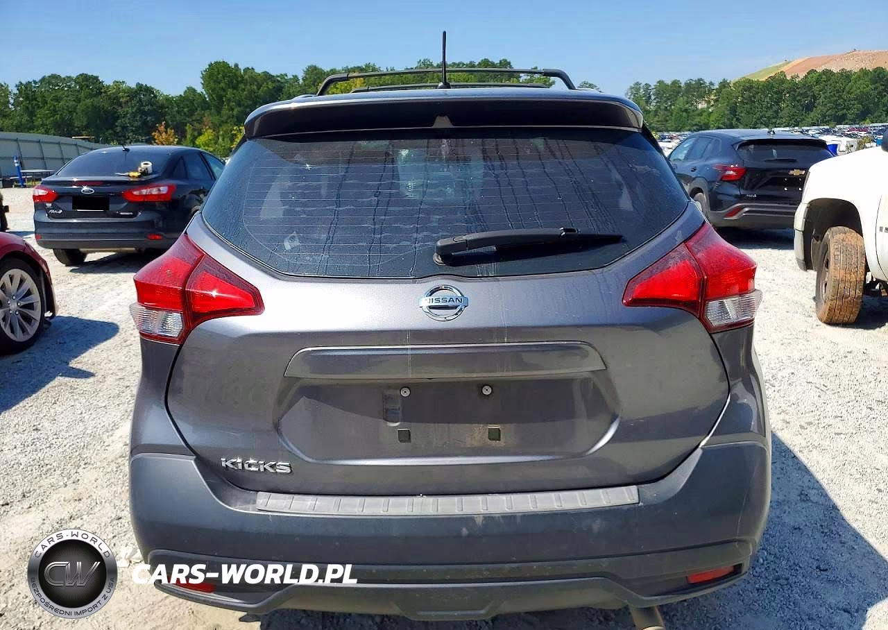 2019 Nissan Kicks S VIN:3N1CP5CU9KL500820 - 6