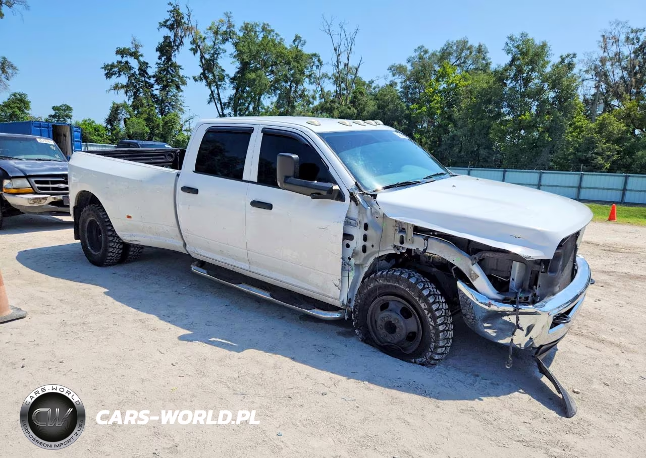 2018 Ram 3500 St VIN:3C63RRGL0JG339269 - 4