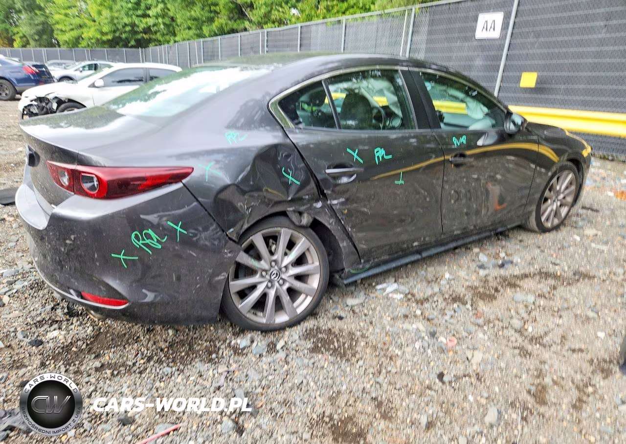 2022 Mazda 3 Select VIN:JM1BPABL8N1506985 - 3