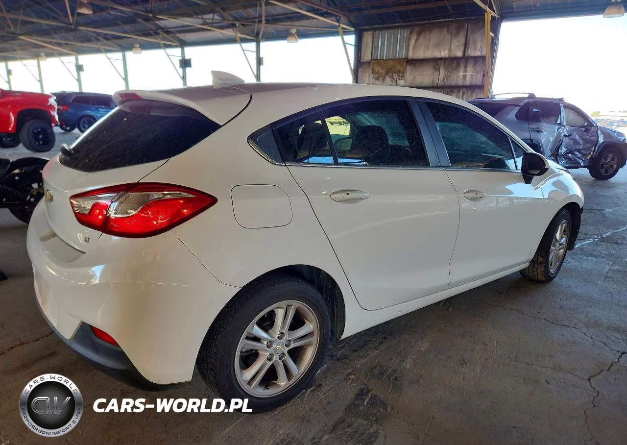 2018 Chevrolet Cruze Lt VIN:3G1BE6SM4JS641362 - 3