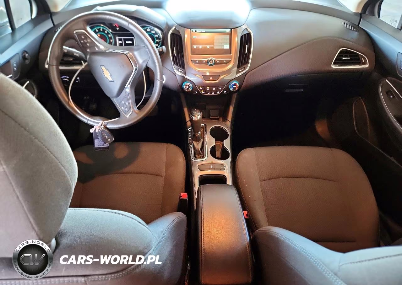 2018 Chevrolet Cruze Lt VIN:3G1BE6SM4JS641362 - 8
