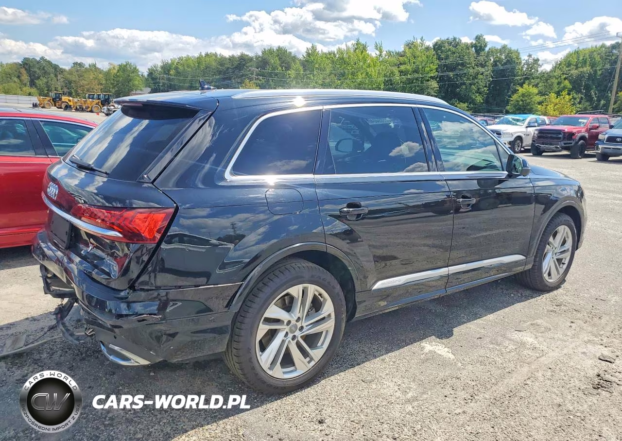 2021 Audi Q7 Premium Plus VIN:WA1LJAF70MD011786 - 3