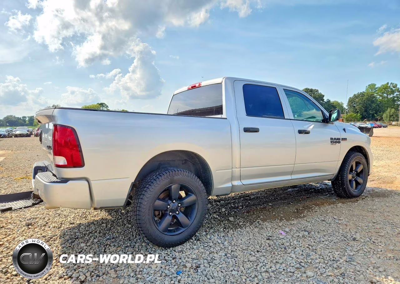 2019 Ram 1500 Classic Tradesman VIN:1C6RR7KT0KS548558 - 3