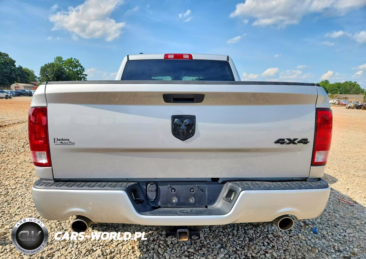 2019 Ram 1500 Classic Tradesman VIN:1C6RR7KT0KS548558 - 6