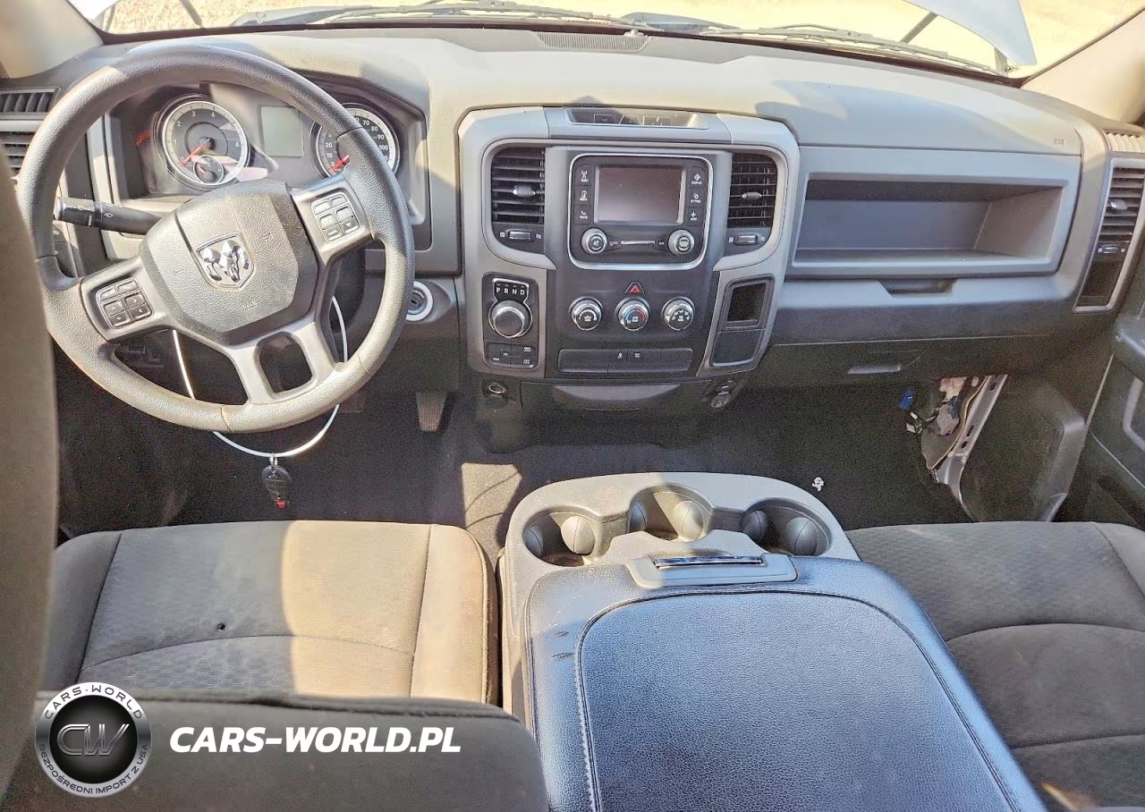 2019 Ram 1500 Classic Tradesman VIN:1C6RR7KT0KS548558 - 8