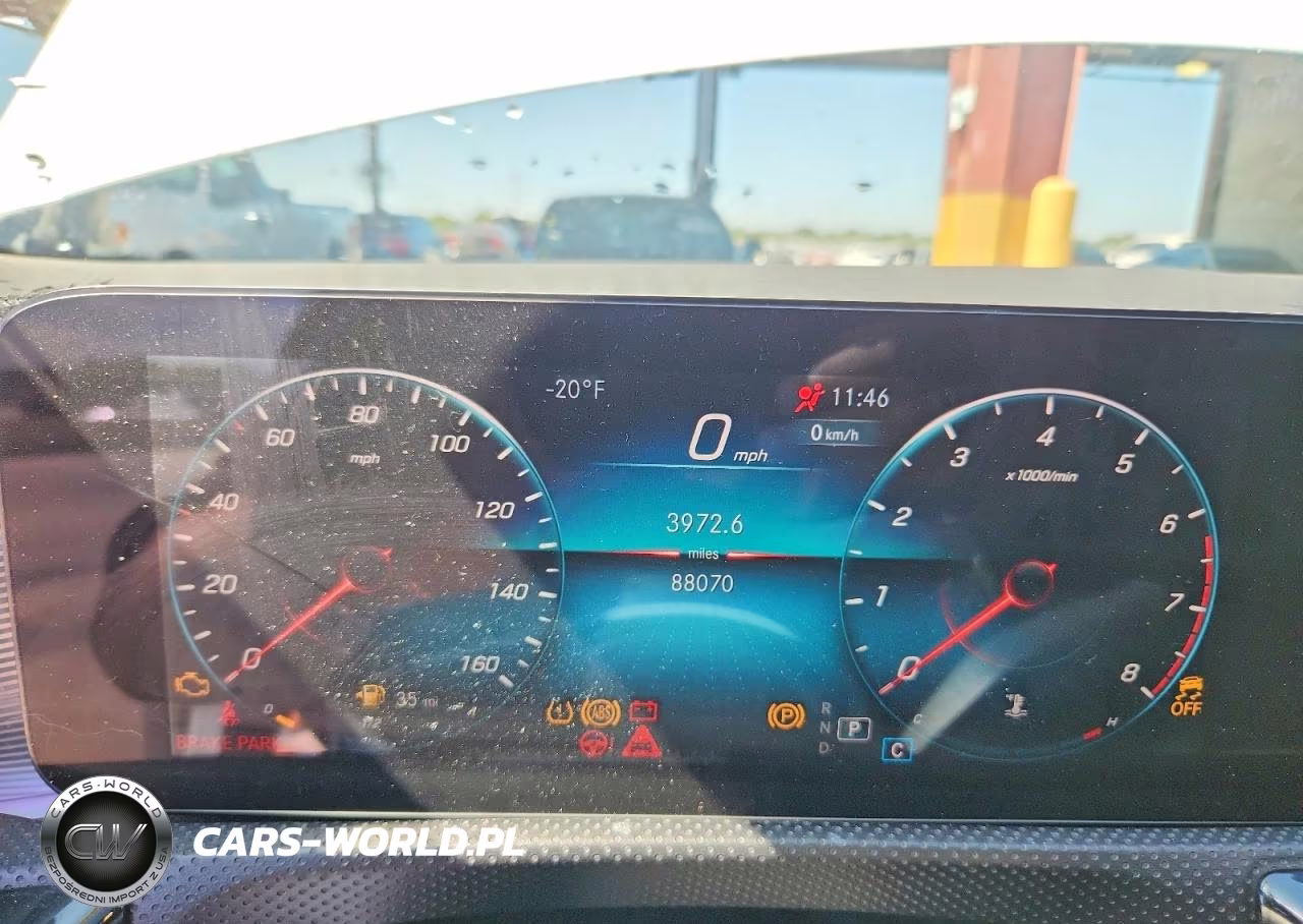 2021 Mercedes-Benz Cla 250 VIN:W1K5J4GB8MN163317 - 9
