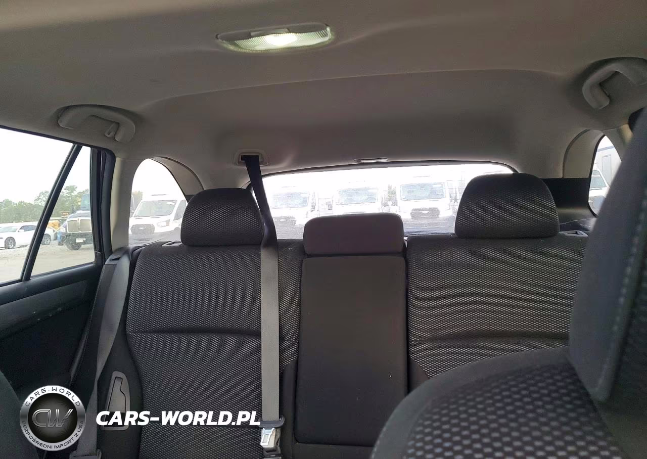 2019 Subaru Outback 2.5I Premium VIN:4S4BSAHC8K3211872 - 10